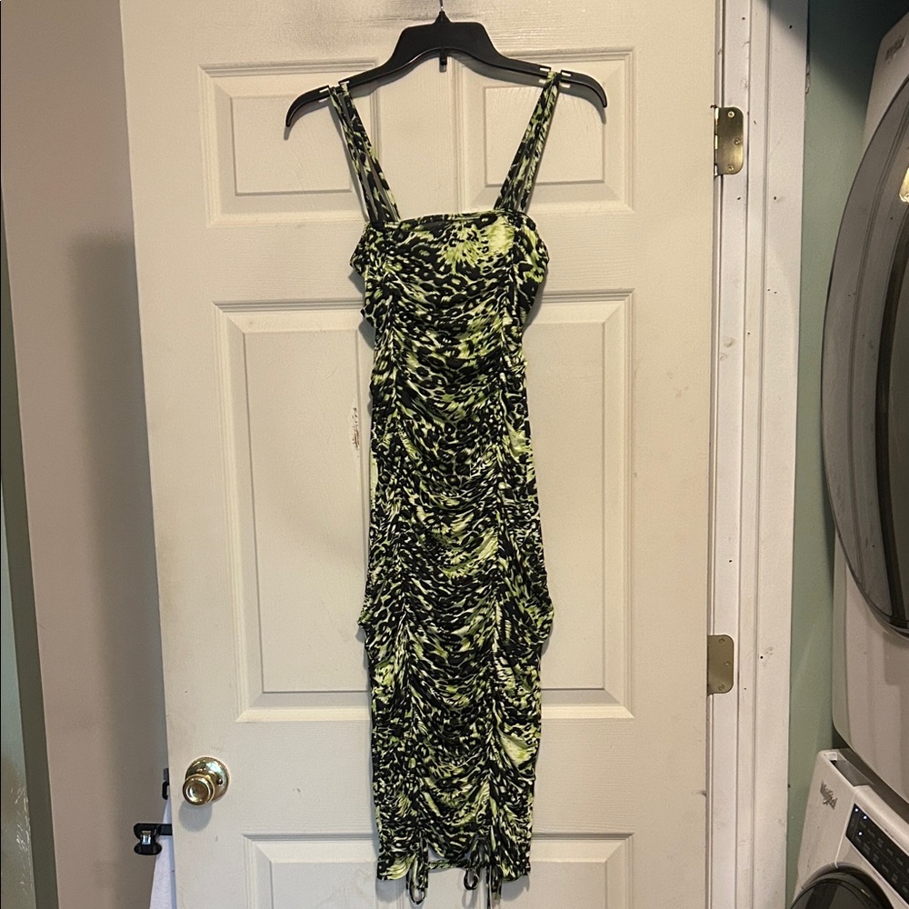 PrettyLittleThing Bodycon Dress Size 6 Black Green